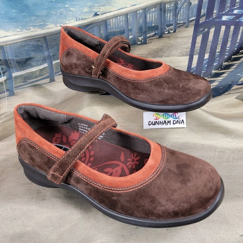 AETREX BROWN SUEDE MARY JANE JULIA 6.0B